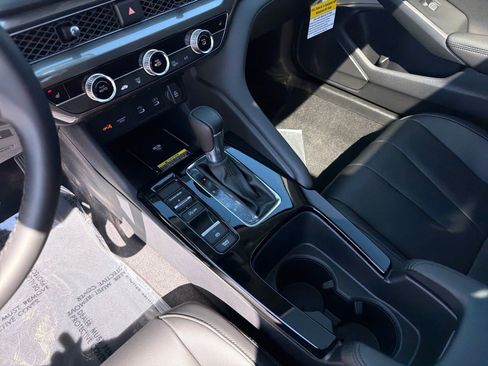 New 2026 Acura Integra image 17