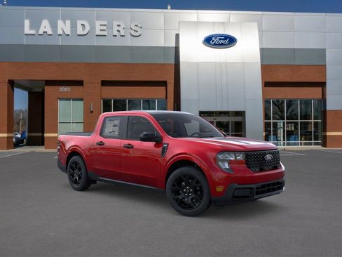 New 2025 Ford Maverick XLT w/ XLT Luxury Package image 7