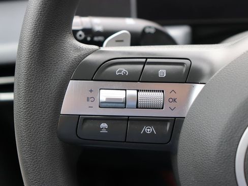 Used 2025 Hyundai Sonata SEL FWD image 28