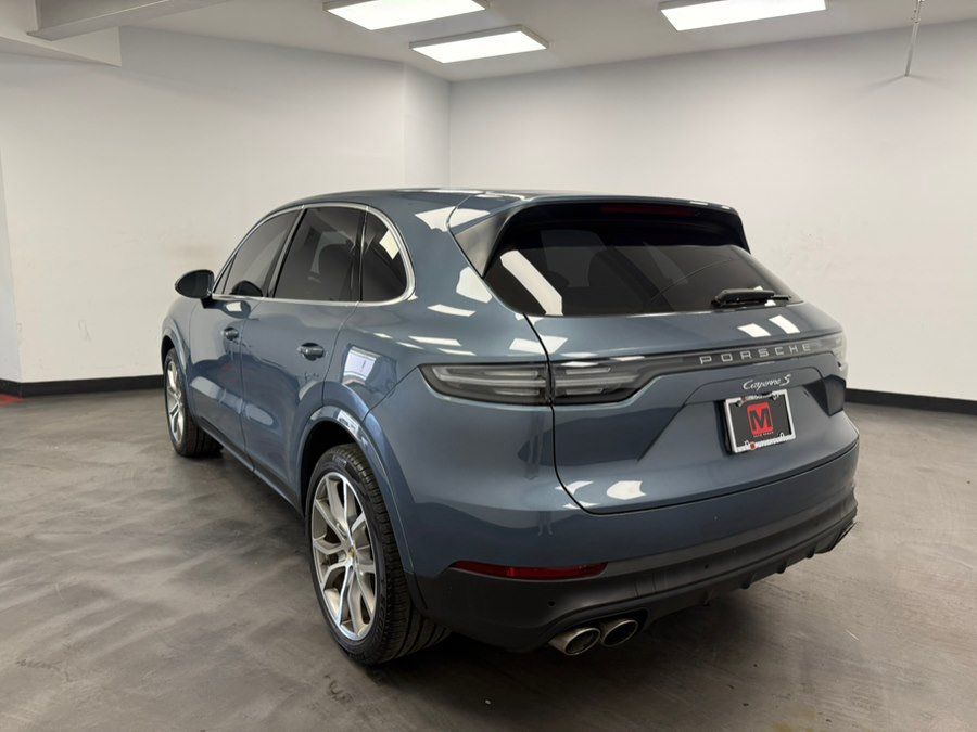 Used 2019 Porsche Cayenne S w/ Premium Plus Package AWD/4WD image 5
