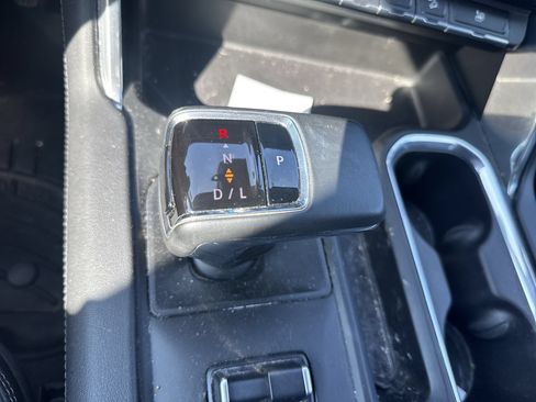 Used 2024 GMC Sierra 1500 Denali w/ Technology Package AWD/4WD image 16