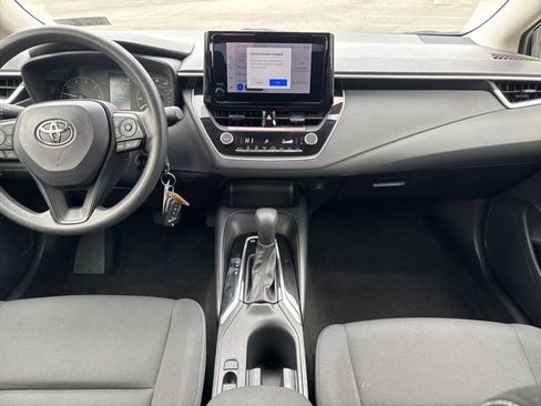 Certified 2024 Toyota Corolla LE image 28