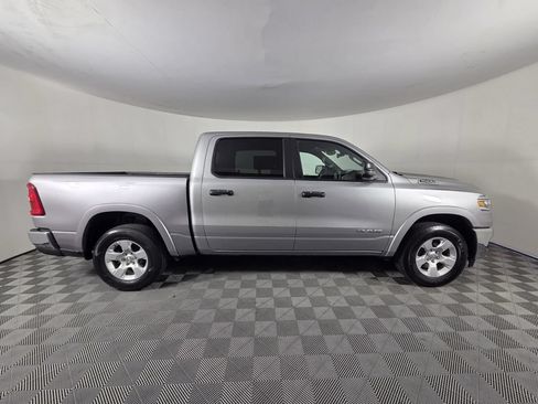 Used 2025 RAM 1500 Big Horn AWD/4WD image 4