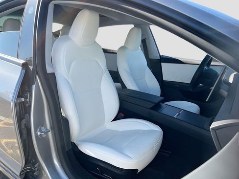 Used 2025 Tesla Model 3 Long Range image 27