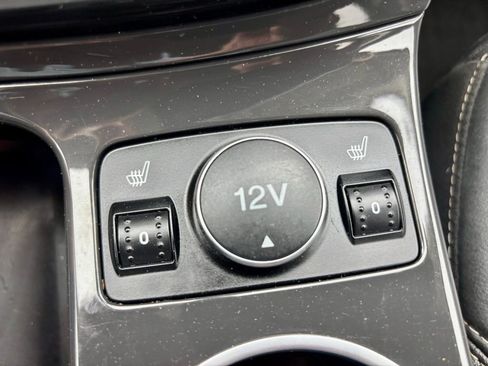 Used 2016 Ford Escape Titanium AWD/4WD image 17