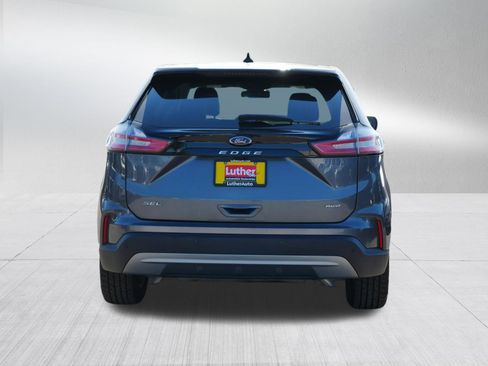 Used 2024 Ford Edge SEL AWD/4WD image 6