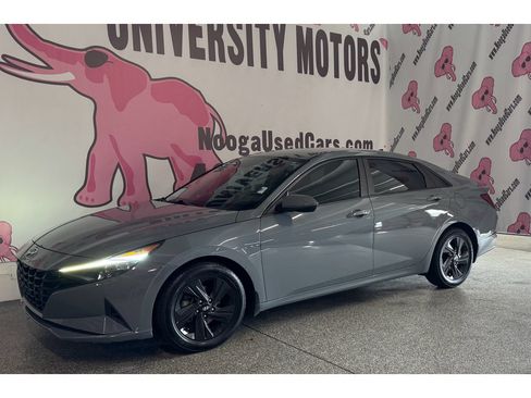 Used 2022 Hyundai Elantra SEL FWD image 7