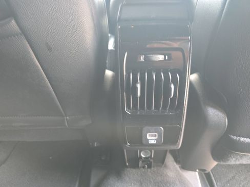Used 2024 Jeep Compass Limited AWD/4WD image 17