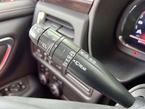 Used 2022 Chevrolet Tahoe LT w/ LT Signature Plus Package image 33