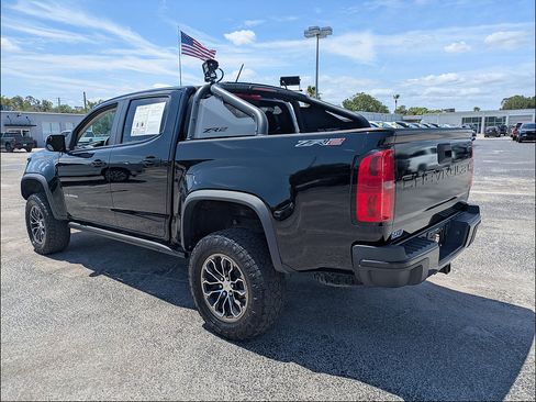Used 2022 Chevrolet Colorado ZR2 AWD/4WD image 6