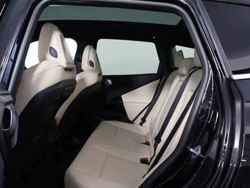 New 2026 BMW X3 xDrive30 w/ Premium Package AWD/4WD image 6