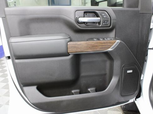 Used 2023 Chevrolet Silverado 2500 High Country w/ Z71 Off-Road Package image 79