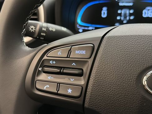 New 2026 Hyundai Venue SEL FWD image 22