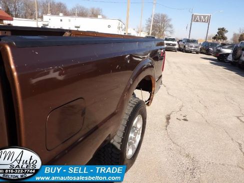 Used 2011 Ford F350 XLT w/ FX4 4X4 Off-Road Pkg image 21