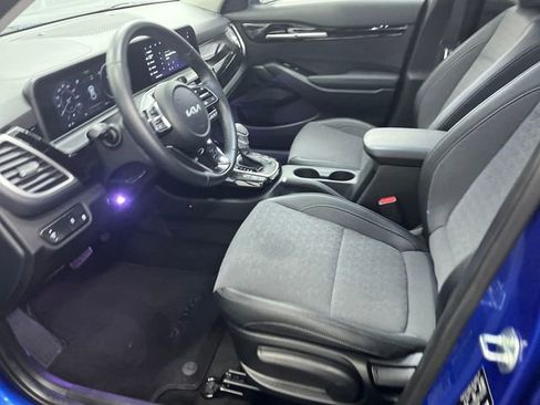 Certified 2024 Kia Seltos S image 10