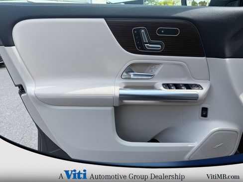 Used 2026 Mercedes-Benz GLA 250 4MATIC image 16