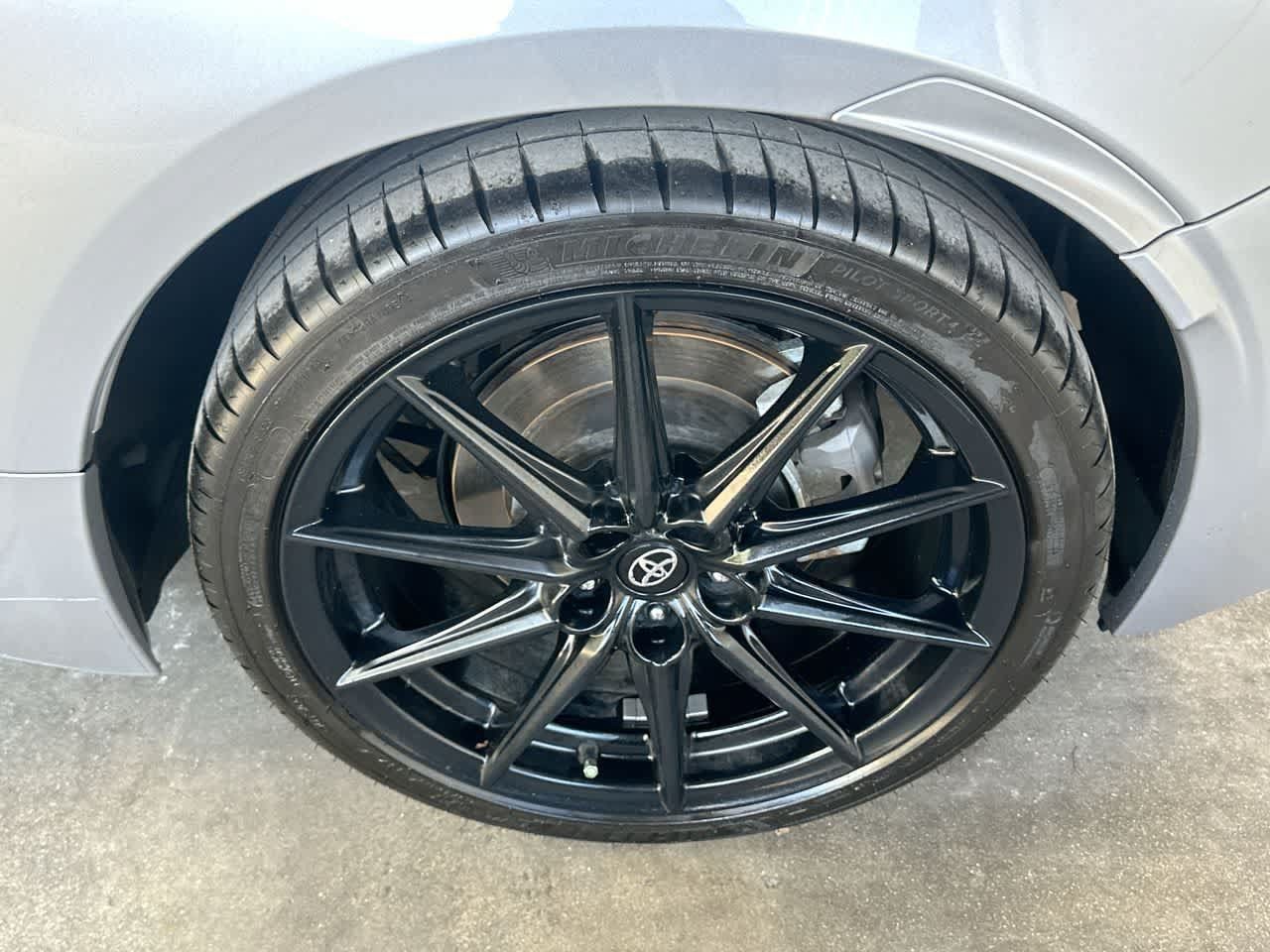 Used 2025 Toyota GR86 Premium RWD image 11