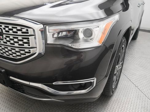 Used 2018 GMC Acadia Denali w/ Technology Package image 23