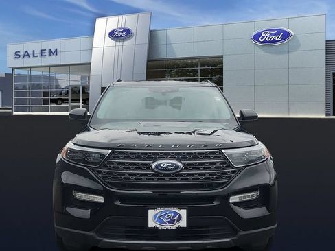 Certified 2023 Ford Explorer XLT w/ Equipment Group 202A AWD/4WD image 7