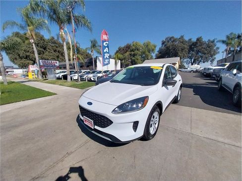 Used 2021 Ford Escape S FWD image 1