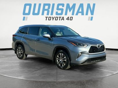 Used 2021 Toyota Highlander XLE