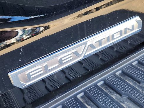 Used 2026 GMC Sierra 1500 Elevation image 5