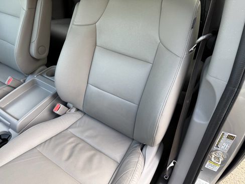 Used 2016 Honda Odyssey EX-L image 40