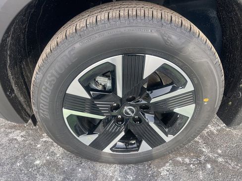 New 2026 Nissan Kicks SV w/ SV Premium Package AWD/4WD image 26