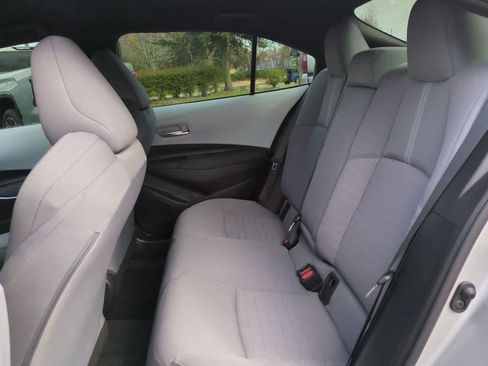 Certified 2025 Toyota Corolla SE image 13