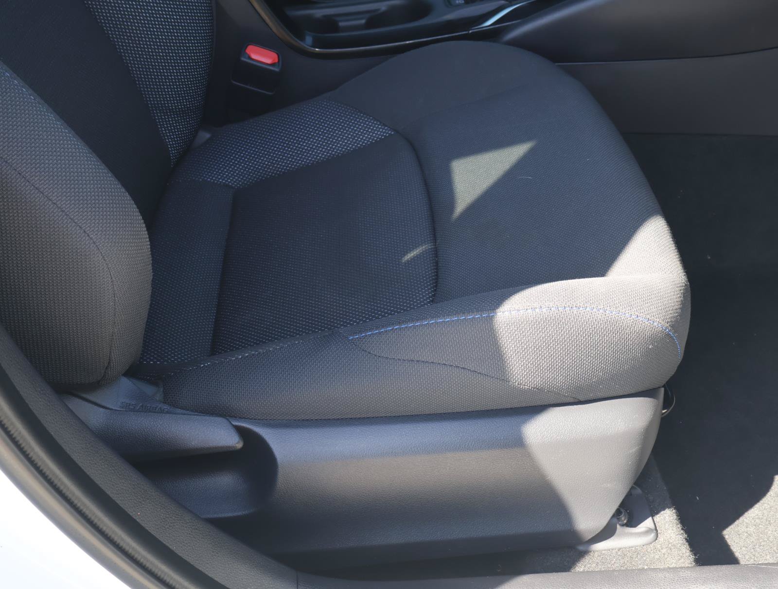 Used 2022 Toyota Corolla SE FWD image 17