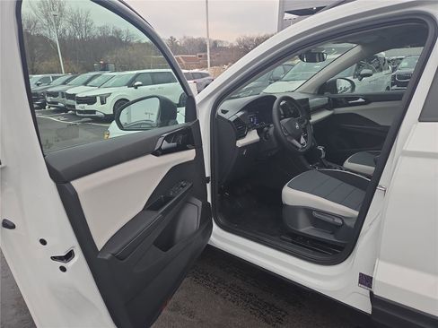 New 2026 Volkswagen Taos S image 11