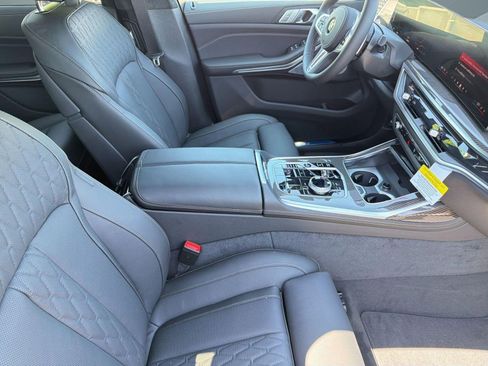 New 2026 BMW X7 M60i image 30