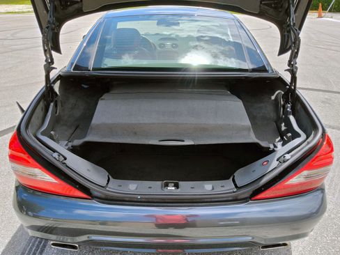 Used 2009 Mercedes-Benz SL 550 image 60