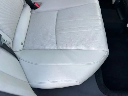 Used 2019 Honda Accord Touring image 19