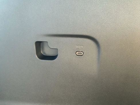 New 2026 Chevrolet Traverse RS w/ LPO, Floor Liner Package image 69