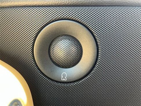 Used 2022 Lincoln Corsair FWD image 18