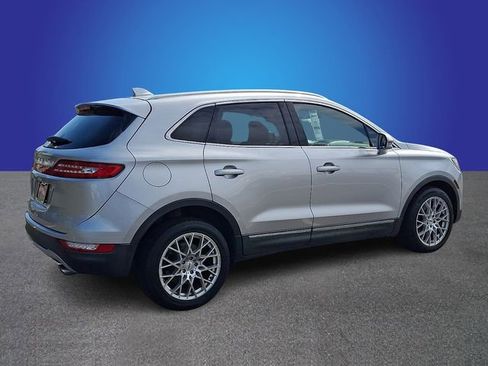 Used 2016 Lincoln MKC Select w/ Select Plus Package AWD/4WD image 4