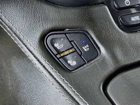 Used 2015 Chevrolet Tahoe LTZ RWD image 25