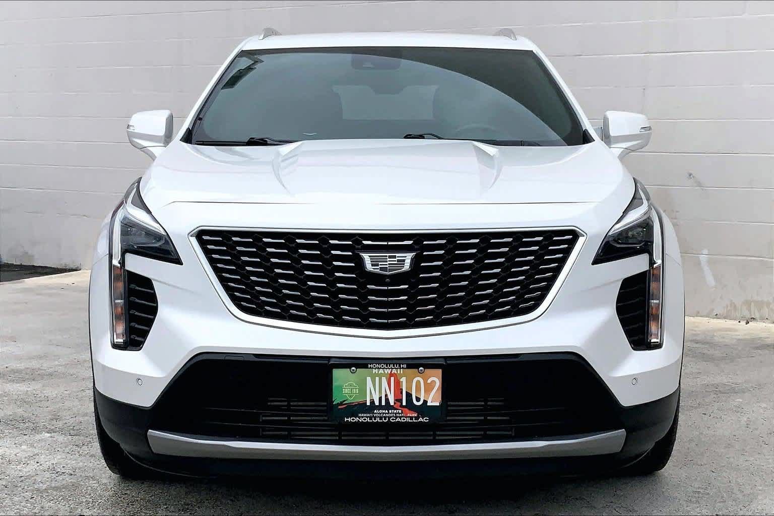Used 2023 Cadillac XT4 Premium Luxury w/ LPO, Onyx Lite Package FWD image 6
