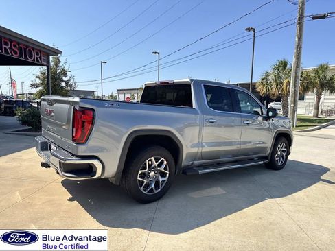 Used 2023 GMC Sierra 1500 SLT w/ SLT Premium Package image 11
