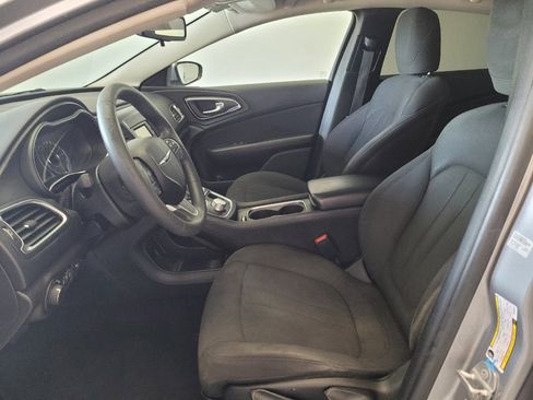Used 2015 Chrysler 200 Limited FWD image 17
