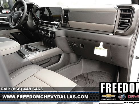 New 2026 Chevrolet Silverado 2500 ZR2 AWD/4WD image 12
