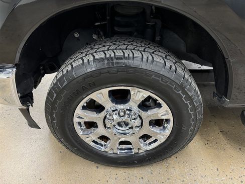 Used 2022 Ford F250 Lariat w/ Lariat Ultimate Package image 7