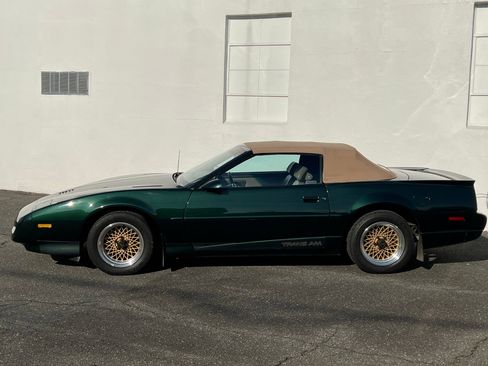 Used 1992 Pontiac Firebird Trans Am image 5