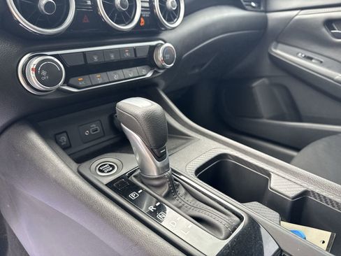 Used 2025 Nissan Sentra S w/ Lighting Package FWD image 25