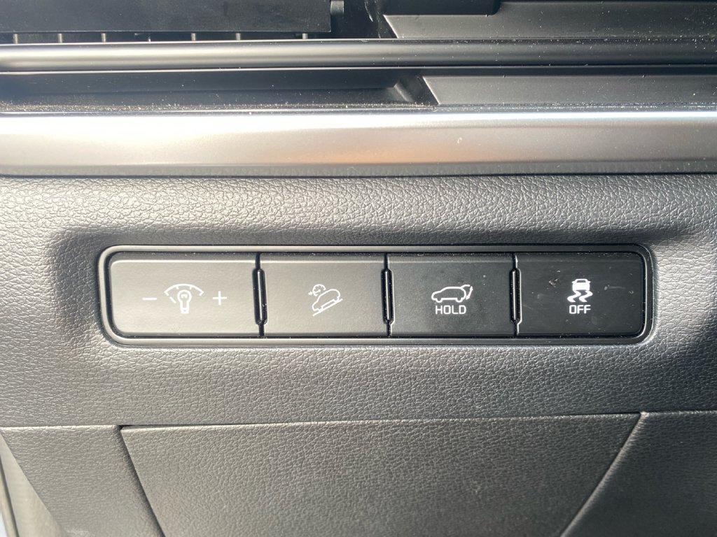 Used 2025 Kia Telluride S FWD image 23