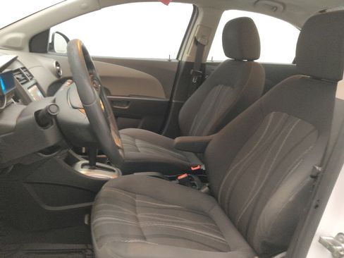 Used 2016 Chevrolet Sonic LT FWD image 17