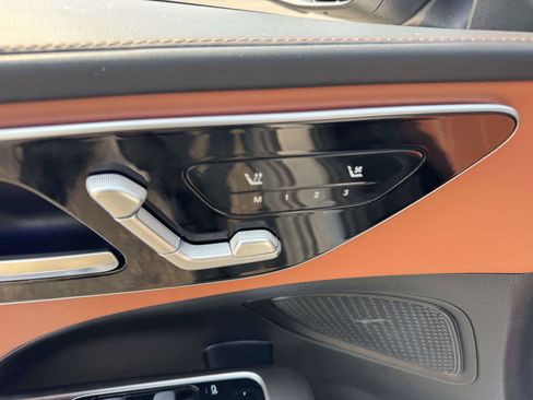 Used 2022 Mercedes-Benz C 300 4MATIC Sedan w/ Pinnacle Trim Package image 25