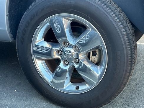 Used 2018 RAM 1500 Big Horn image 6