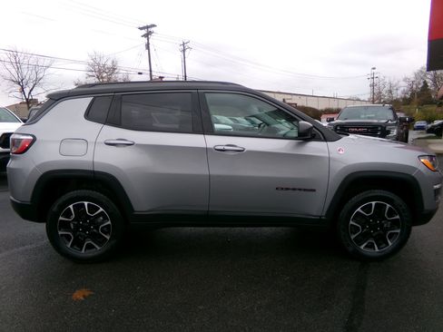 Used 2021 Jeep Compass Trailhawk image 2